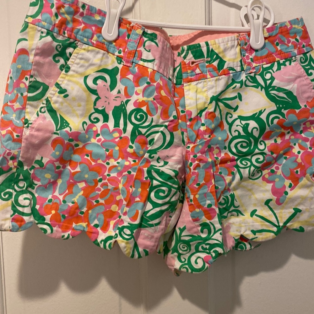 Lilly Pulitzer Scalloped Shorts